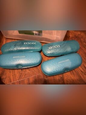 Sunglass Hard Case - Teal Blue